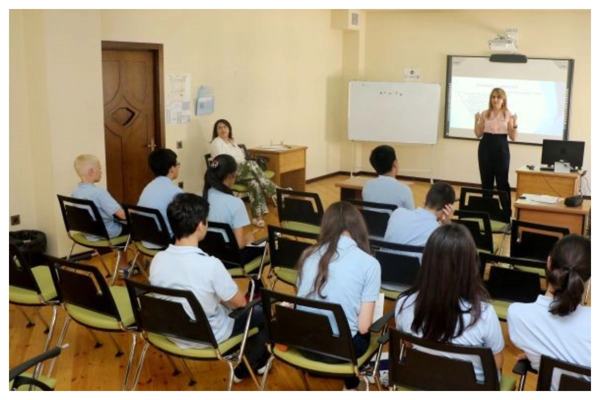 “Baku-Oxford School”un şagirdlərində koronavirus aşkarlanıb, lakin siniflər bağlanmır...